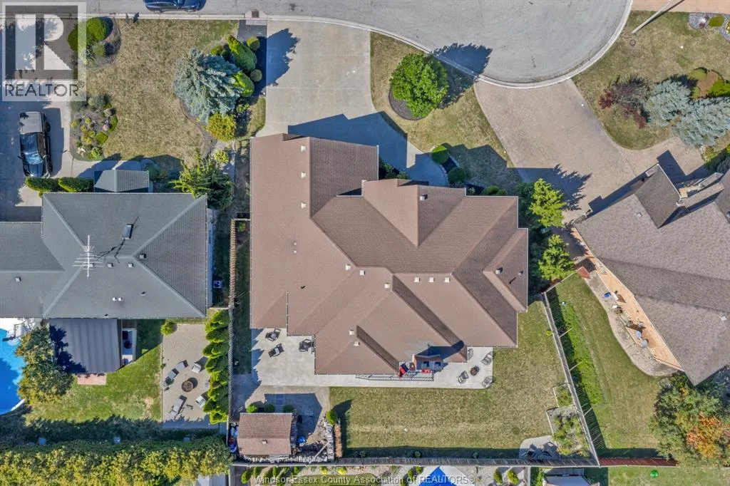 118 REMO CRESCENT