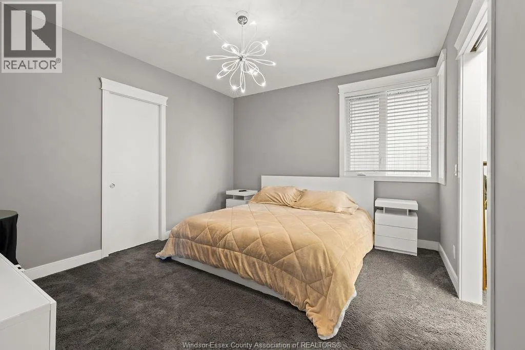 371 CHARRON BEACH