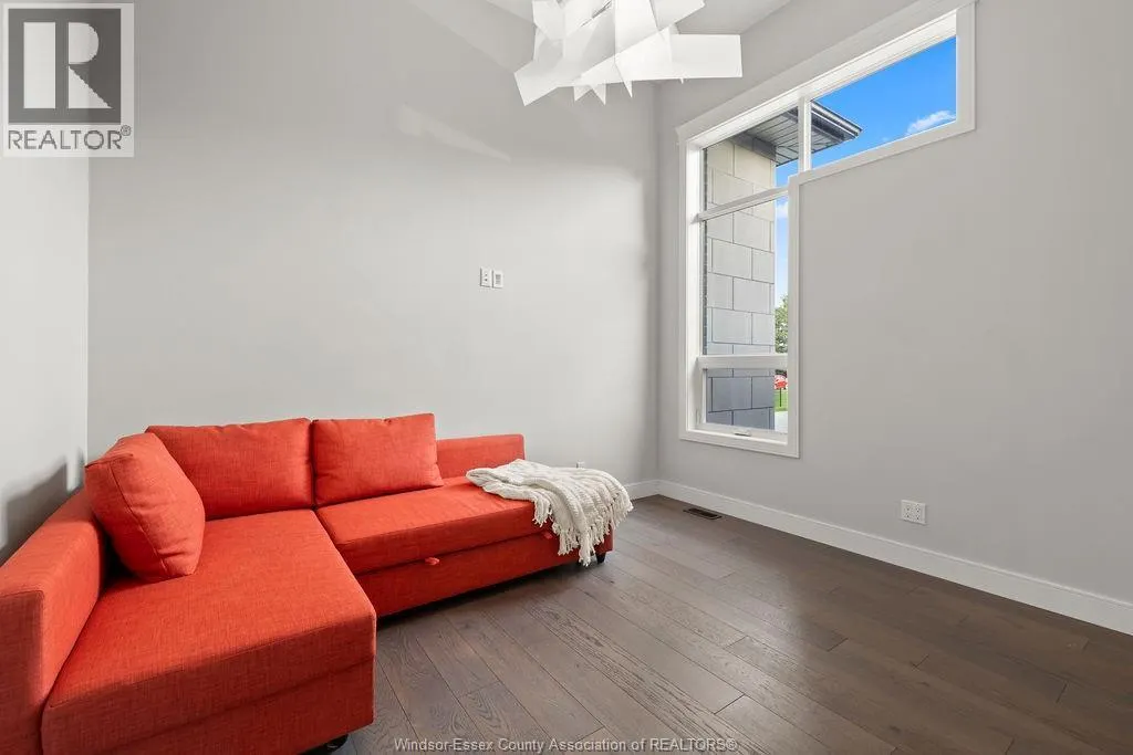 371 CHARRON BEACH