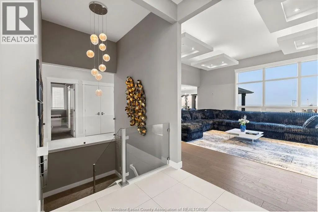 371 CHARRON BEACH