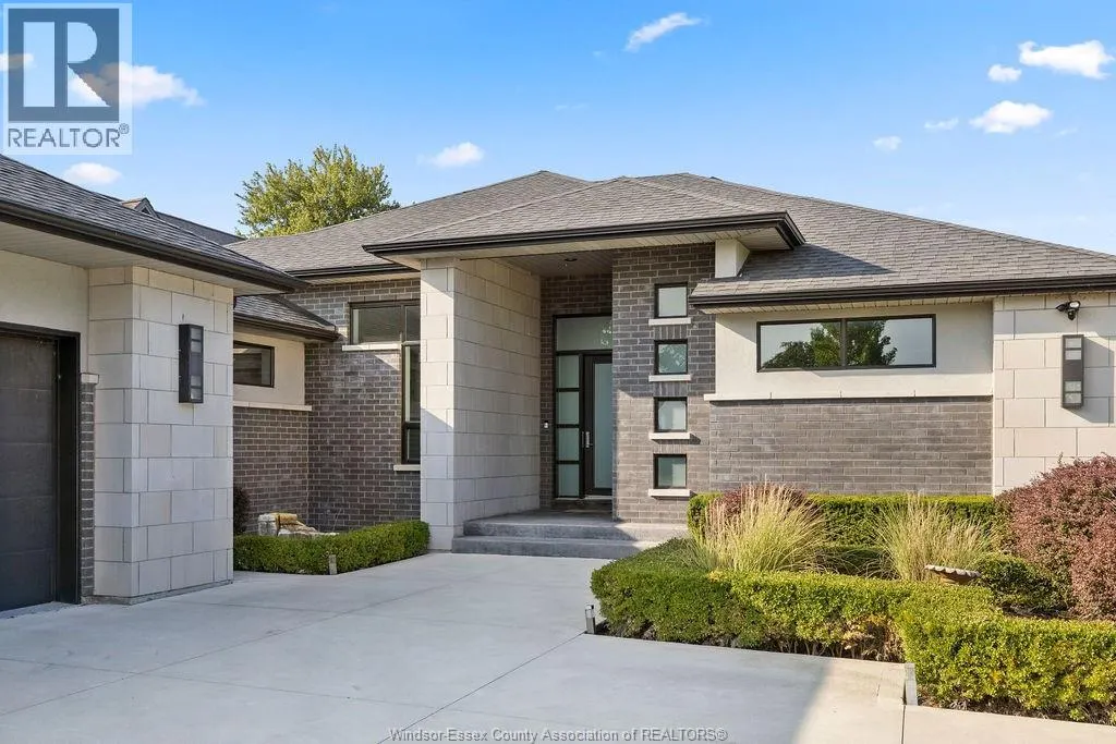 371 CHARRON BEACH