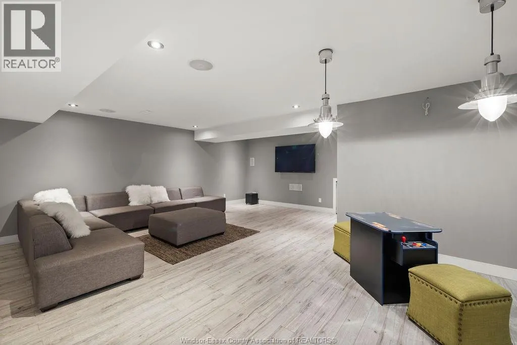 371 CHARRON BEACH