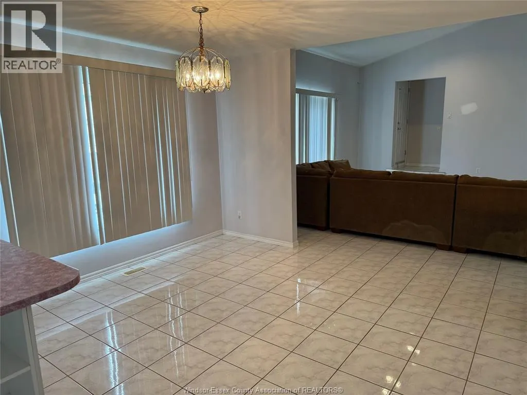 11828 Tecumseh Rd East East Unit# UPPER
