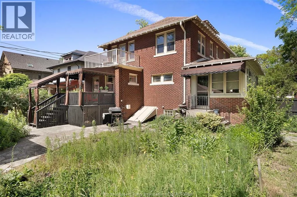 1195 ARGYLE ROAD