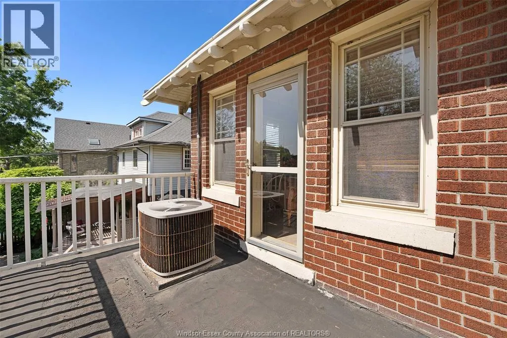 1195 ARGYLE ROAD