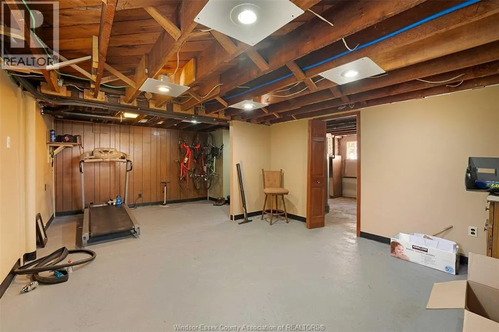 1195 ARGYLE ROAD