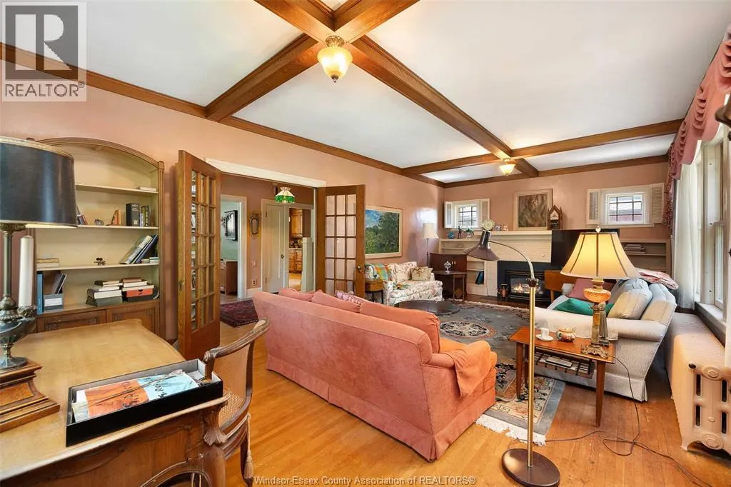 1195 ARGYLE ROAD