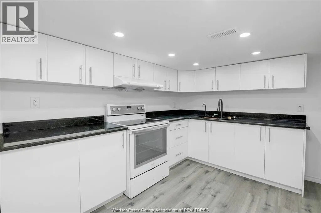 1457 S CAMERON