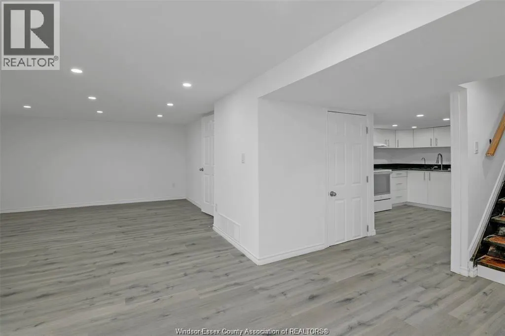 1457 S CAMERON