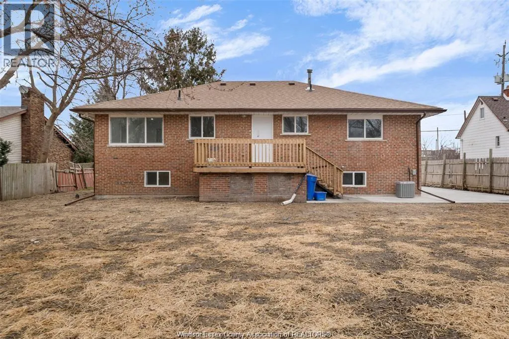 1457 S CAMERON