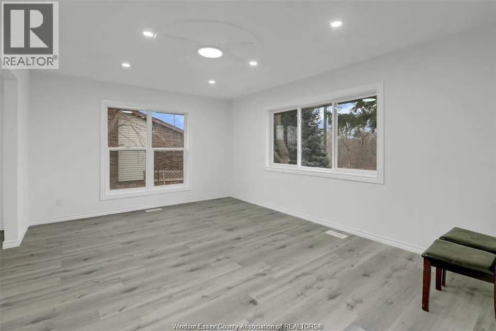 1457 S CAMERON