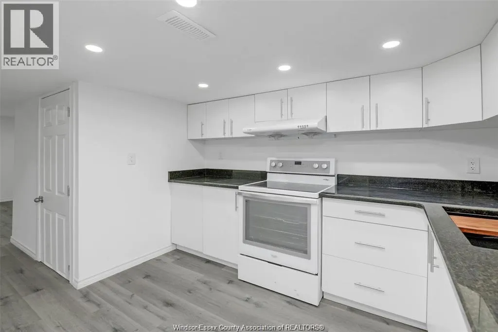 1457 S CAMERON