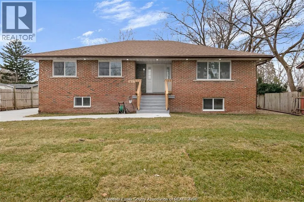 1457 S CAMERON