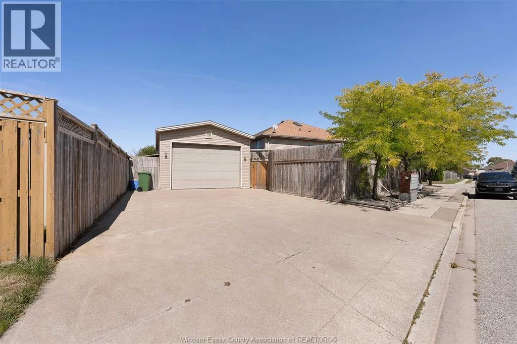 4753 LAVENDER