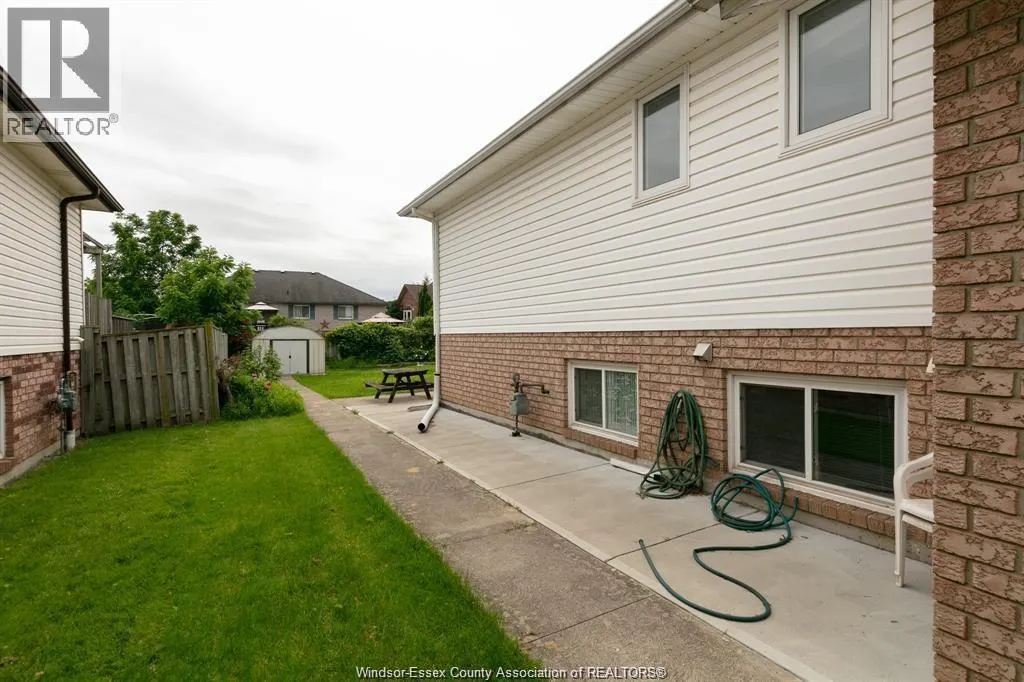 870 MINTO STREET