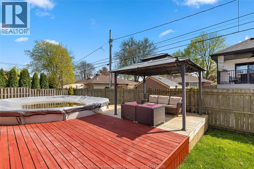 148 RIVERVIEW AVENUE