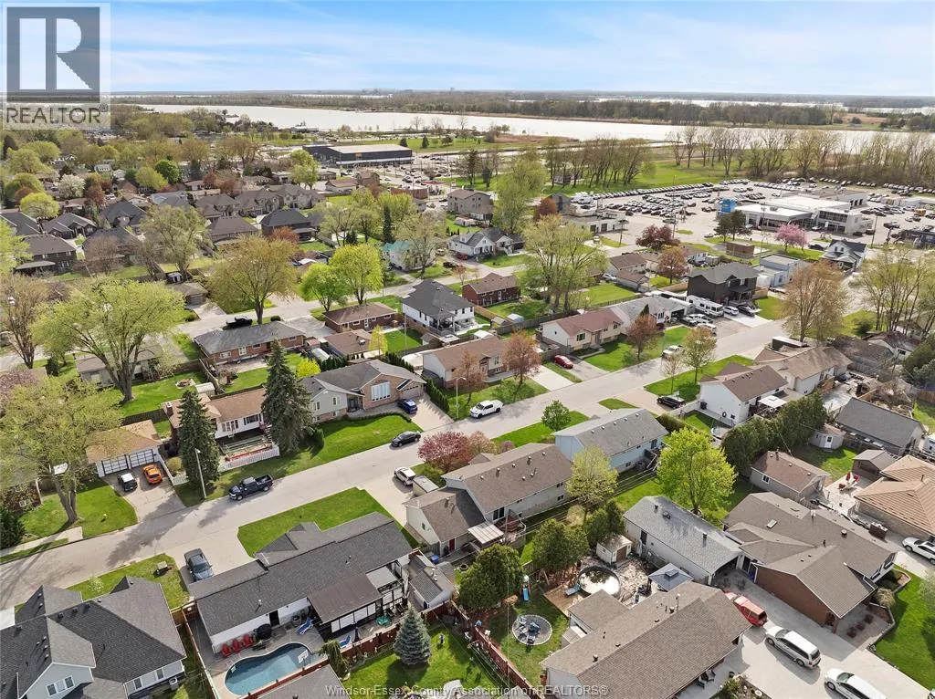 148 RIVERVIEW AVENUE