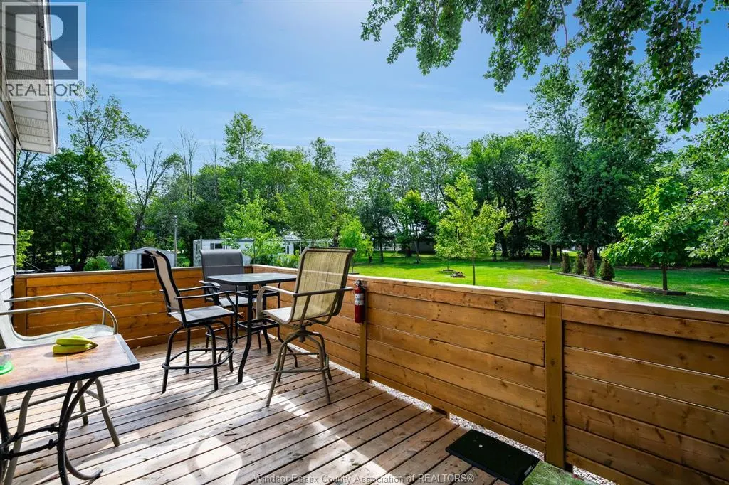 633 Point Pelee DRIVE