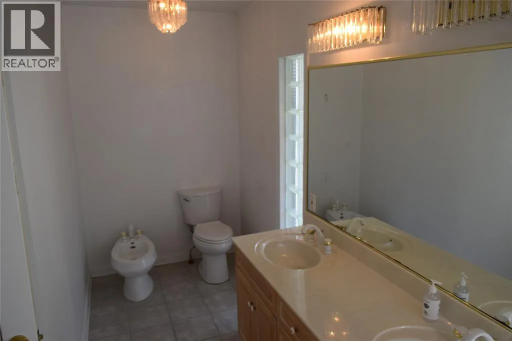 1024 BRENCHLEY STREET