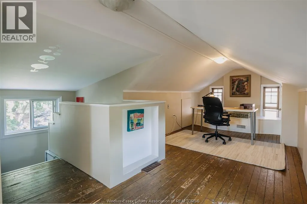 1245 Kildare ROAD