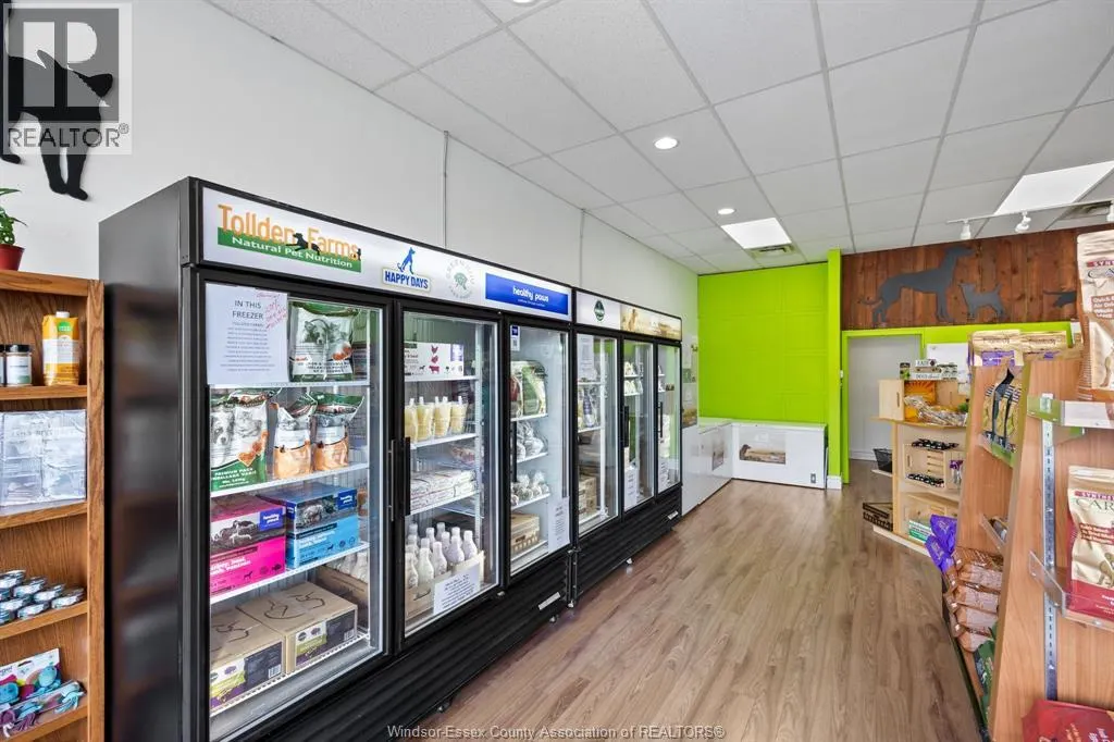13127 TECUMSEH ROAD EAST East