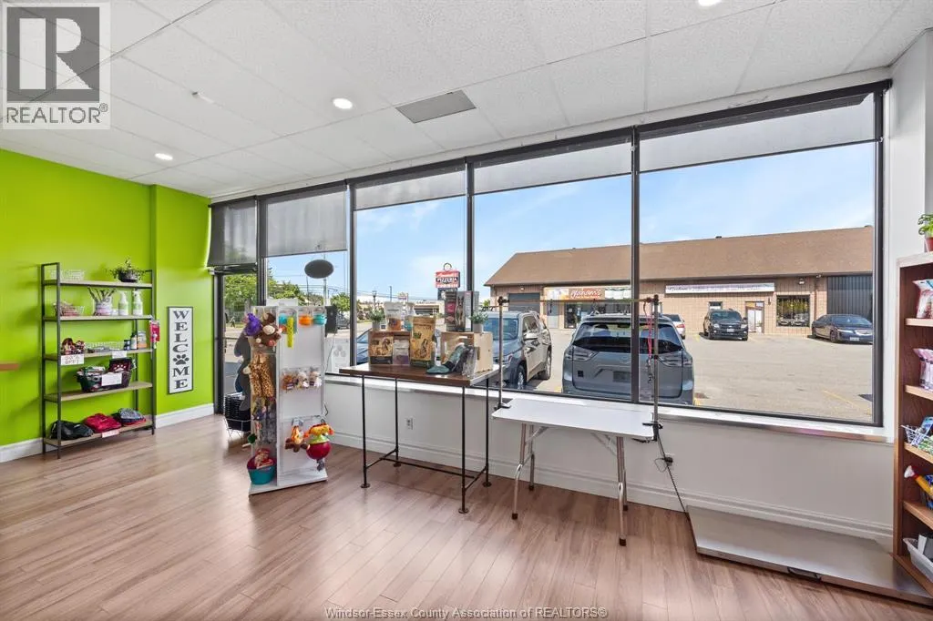 13127 TECUMSEH ROAD EAST East