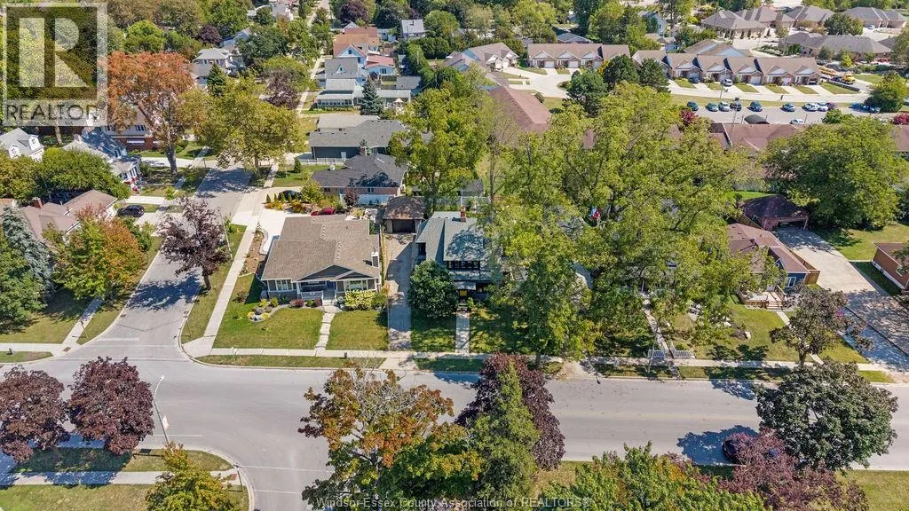 261 DIVISION STREET South