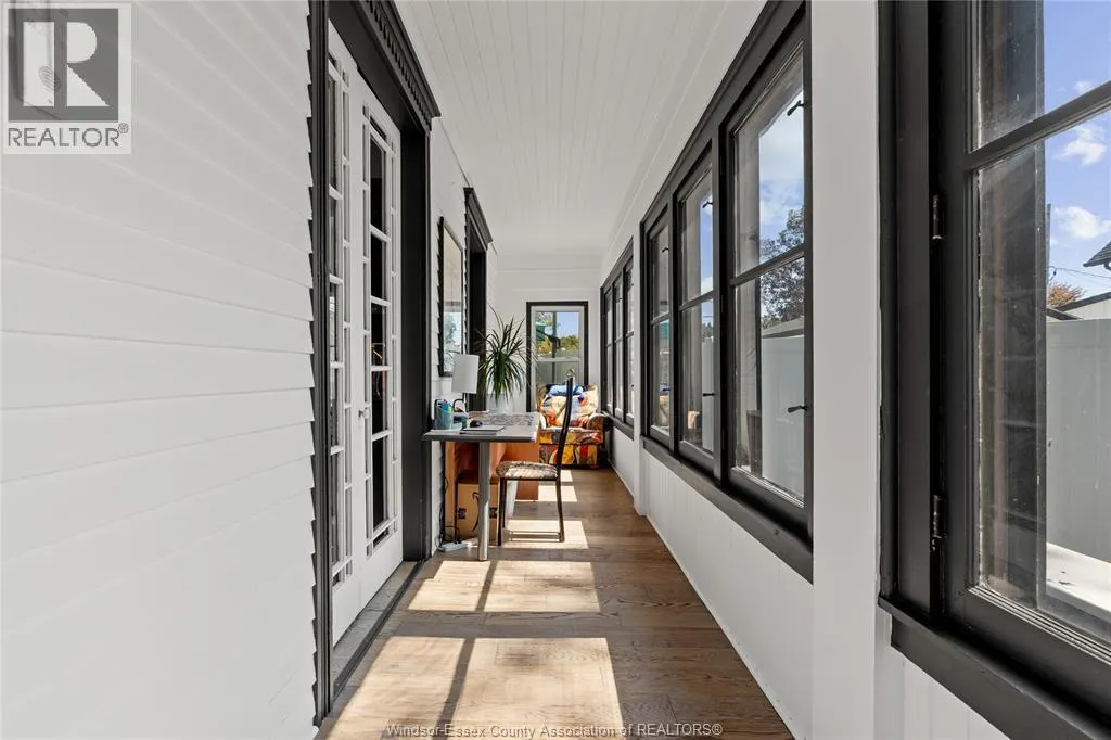 261 DIVISION STREET South