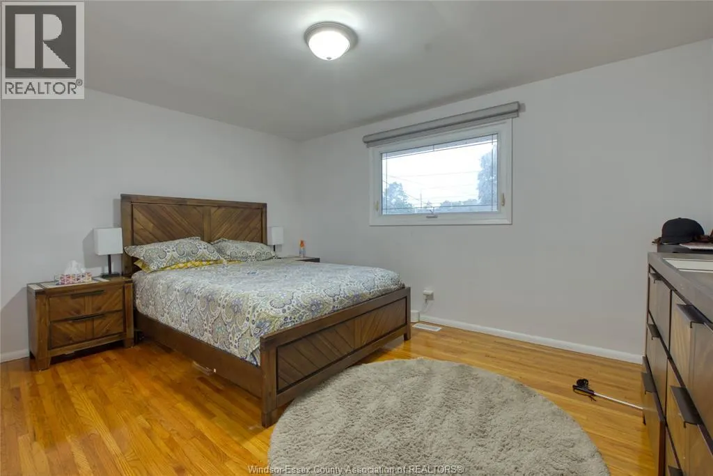 881 LOUNSBOROUGH