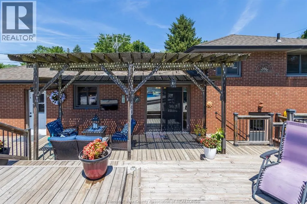 353 Cousineau ROAD