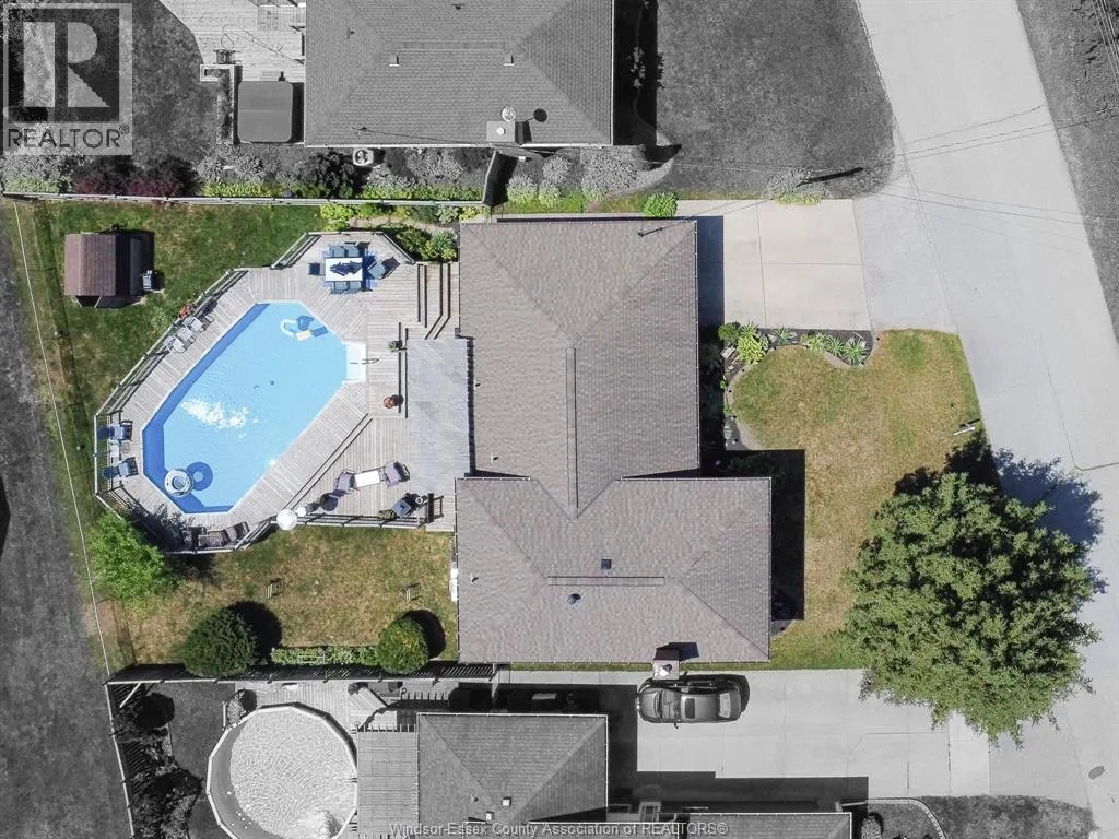 353 Cousineau ROAD