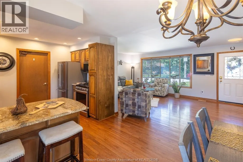 353 Cousineau ROAD