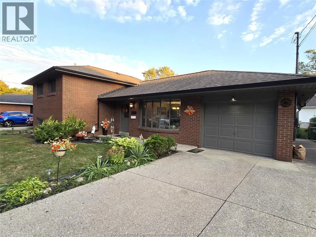 353 Cousineau ROAD