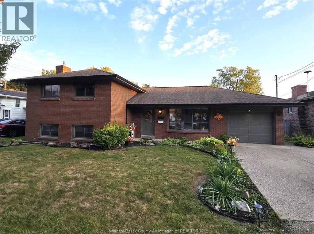 353 Cousineau ROAD