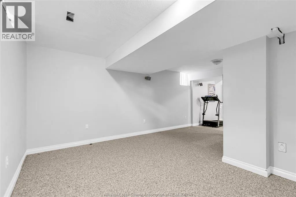 2410 KEVIN STREET