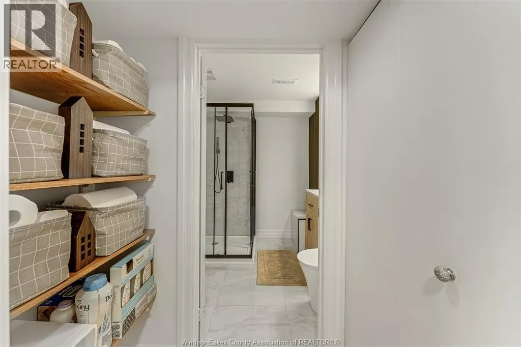 1289 CARRIAGE LANE