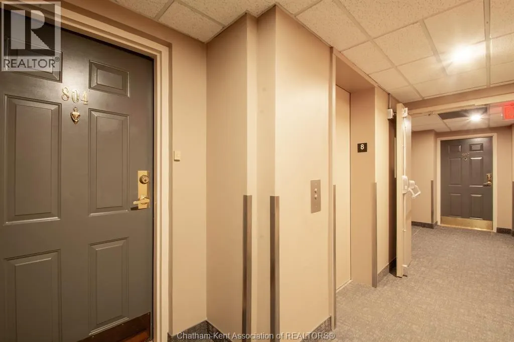 10 Van Allen AVENUE Unit# 804