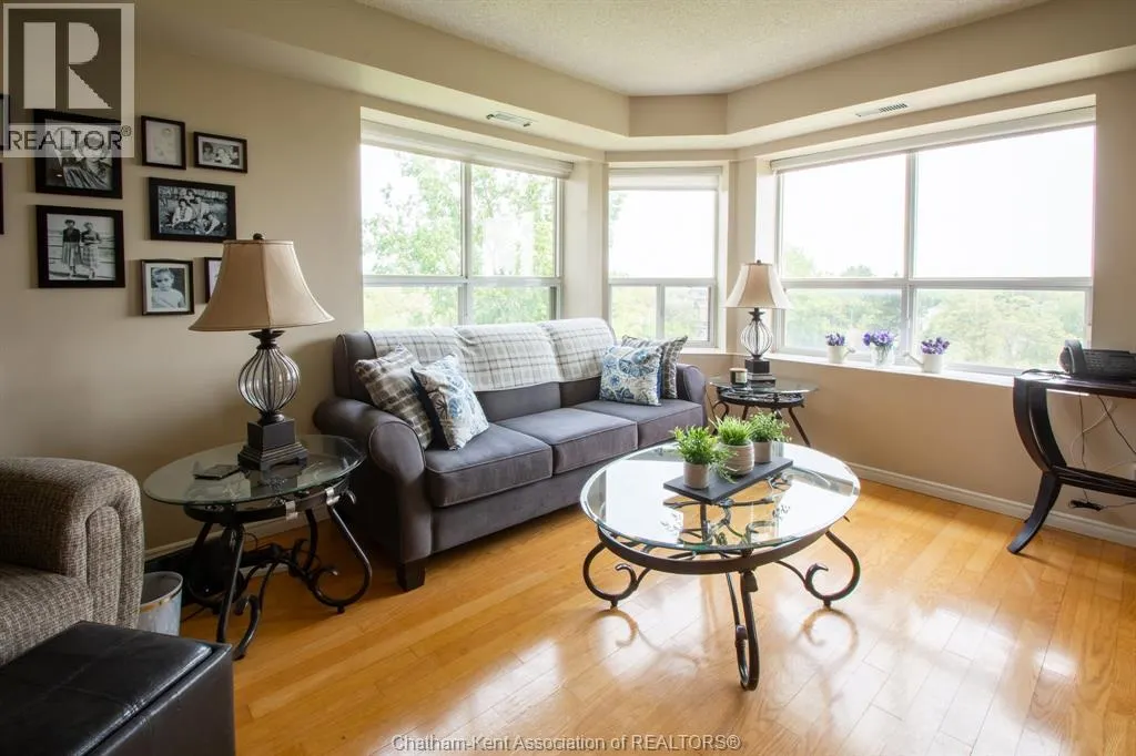 10 Van Allen AVENUE Unit# 804