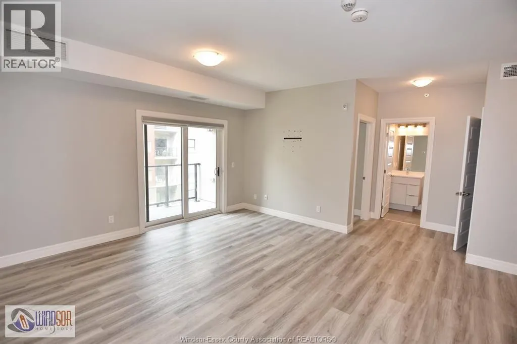 728 BROWNSTONE DRIVE Unit# 305