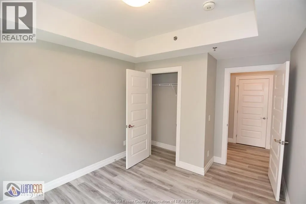 728 BROWNSTONE DRIVE Unit# 305