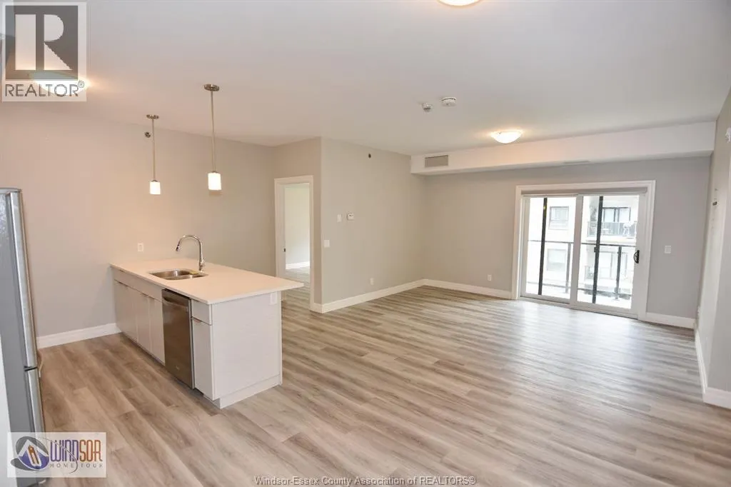 728 BROWNSTONE DRIVE Unit# 305