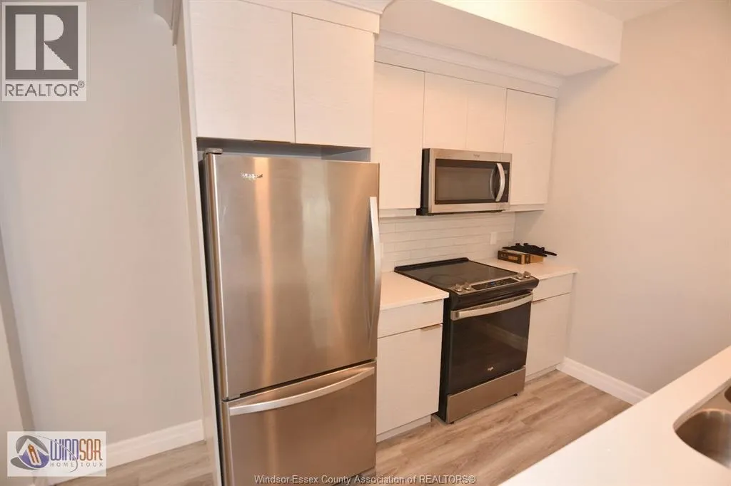 728 BROWNSTONE DRIVE Unit# 305