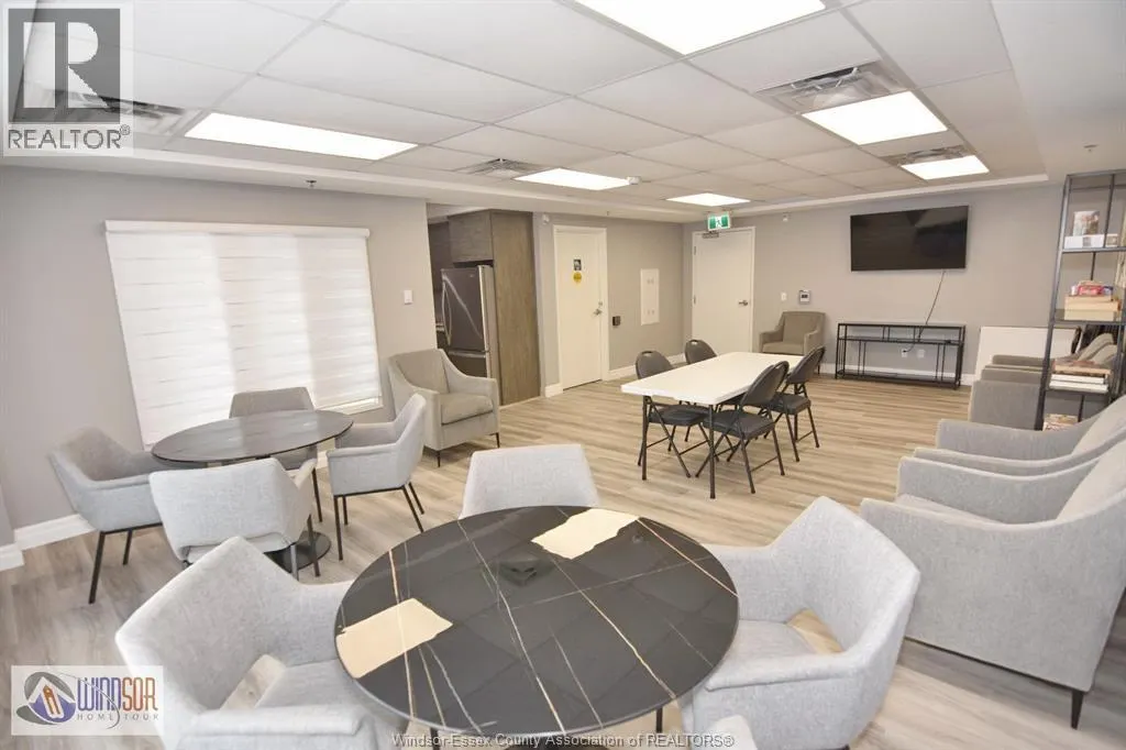 728 BROWNSTONE DRIVE Unit# 305