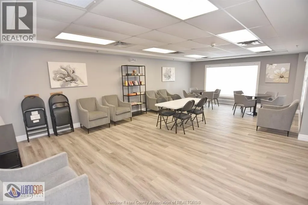 728 BROWNSTONE DRIVE Unit# 305