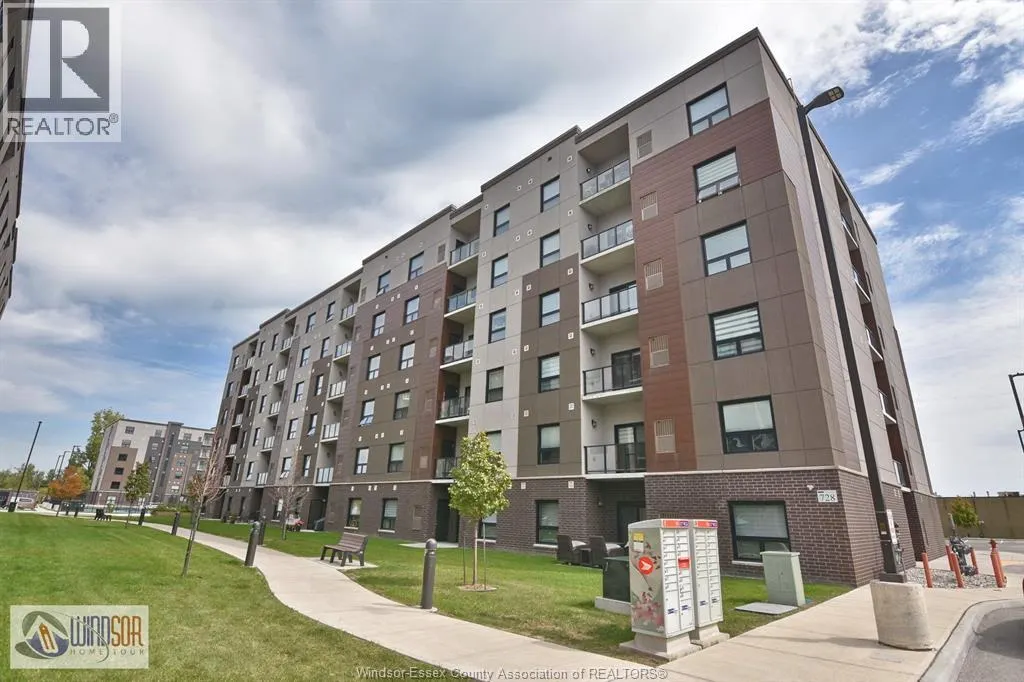 728 BROWNSTONE DRIVE Unit# 305