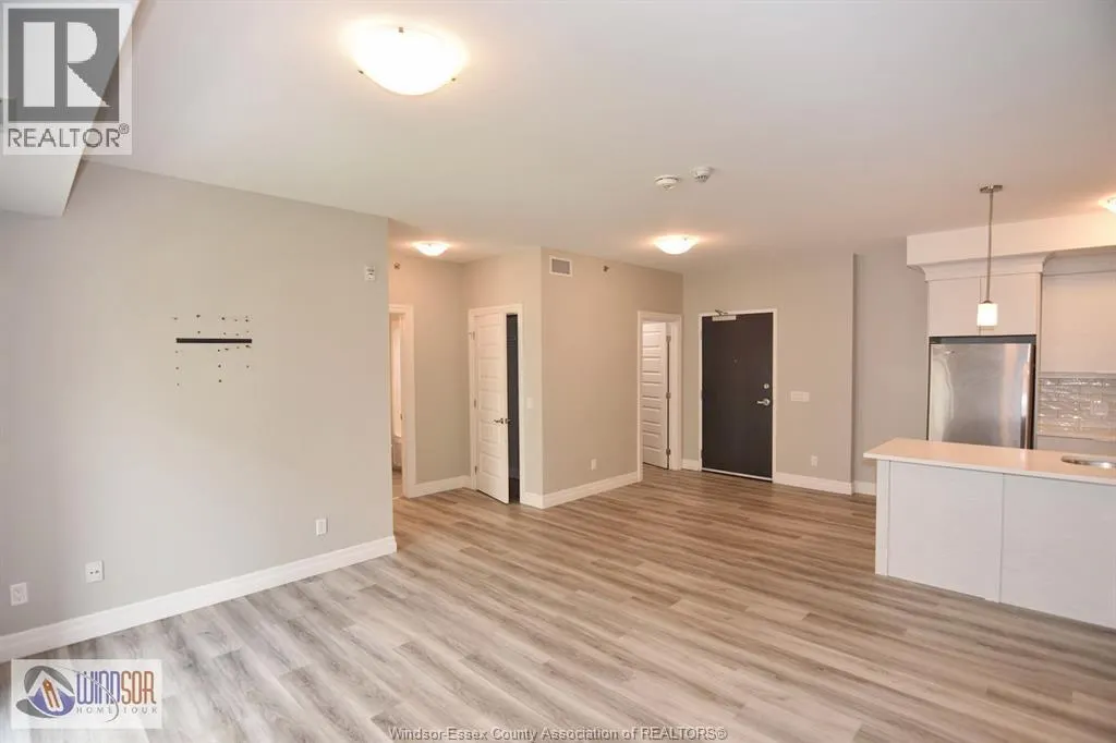 728 BROWNSTONE DRIVE Unit# 305