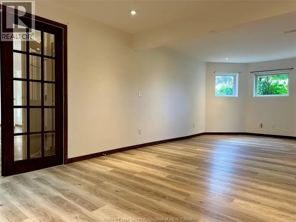 4135 BETTS