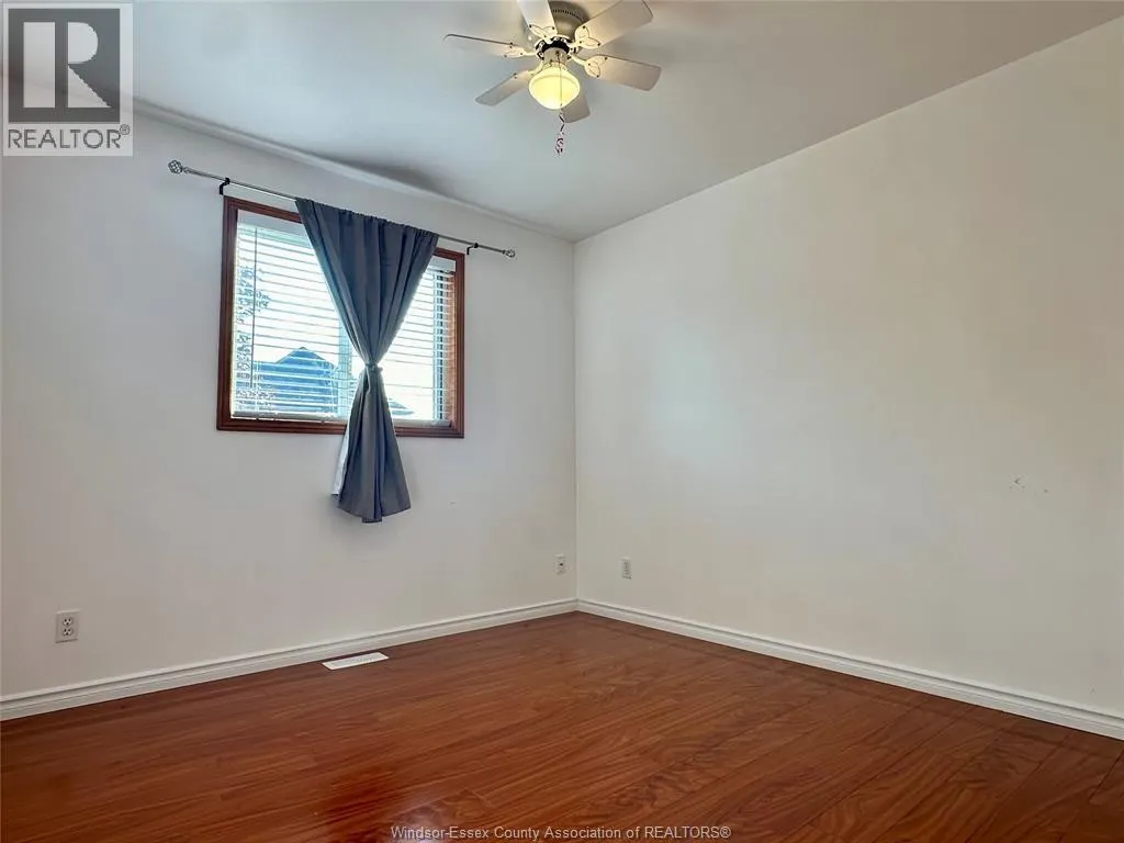 4135 BETTS
