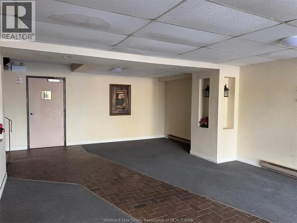2565 LAUZON ROAD Unit# 204