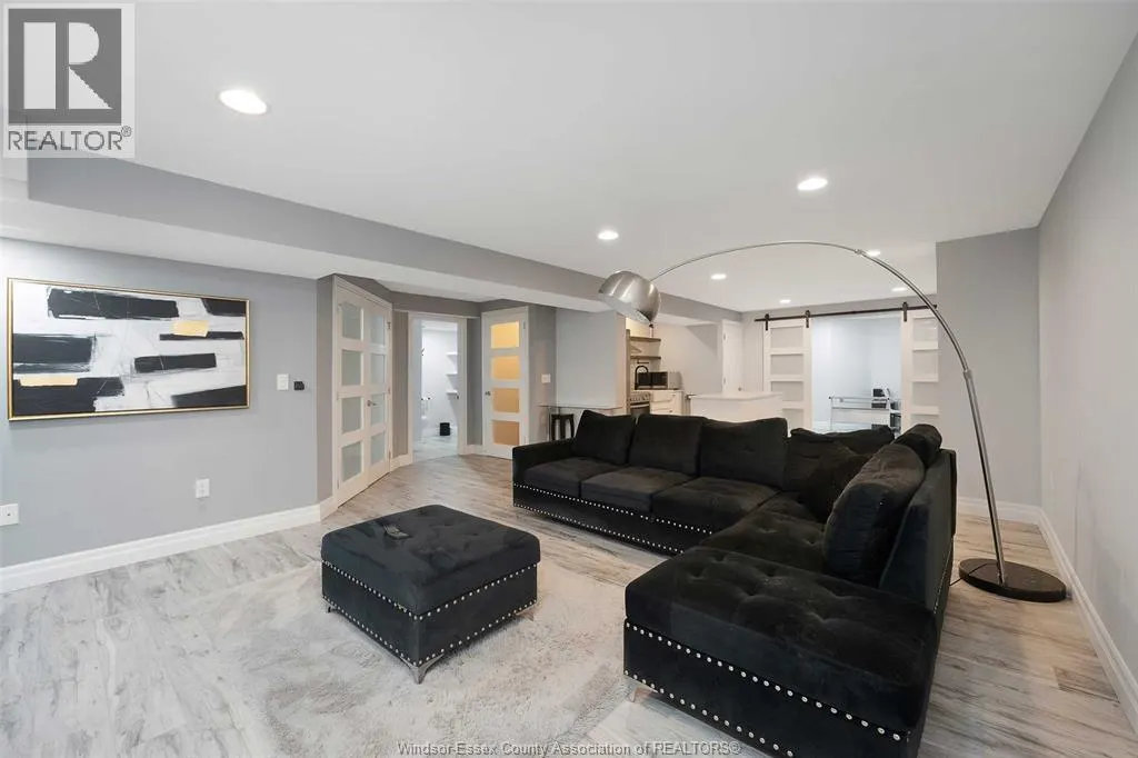 1090 THURSO WAY